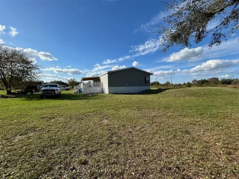 20736 NW 274th Street Okeechobee FL 34972