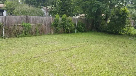 10002 N 26th Street Tampa FL 33612