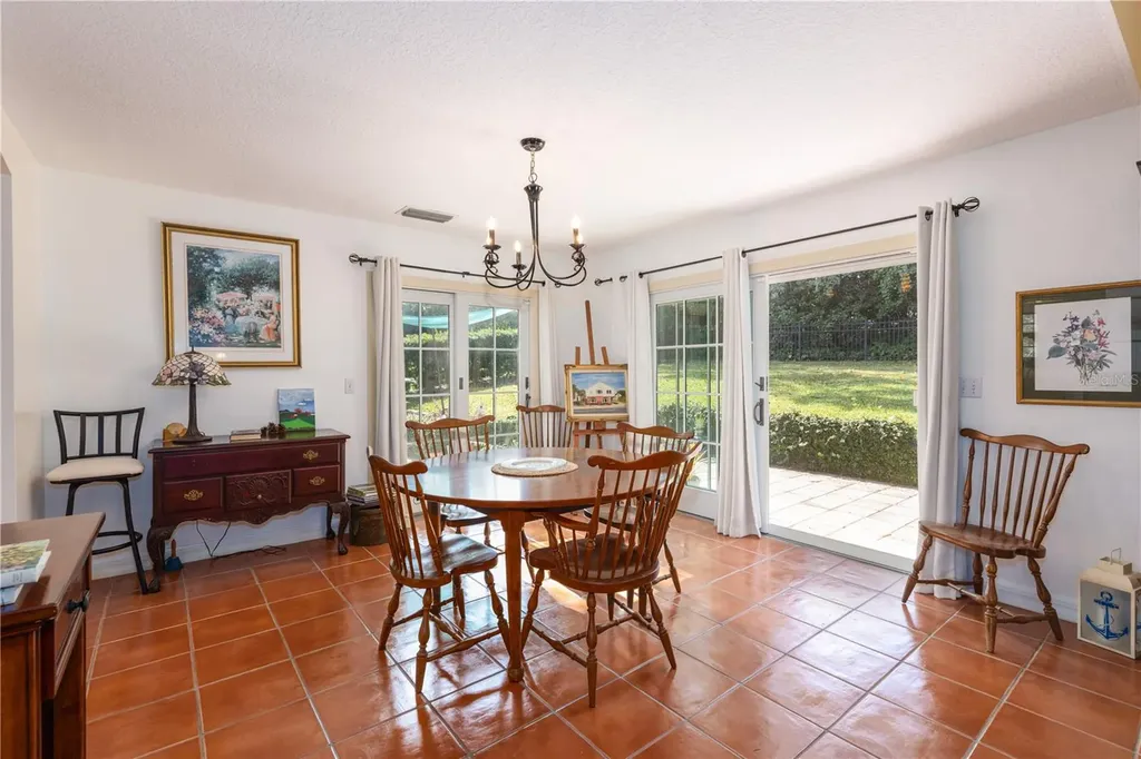 1405 Hilltop Drive Mount Dora FL 32757
