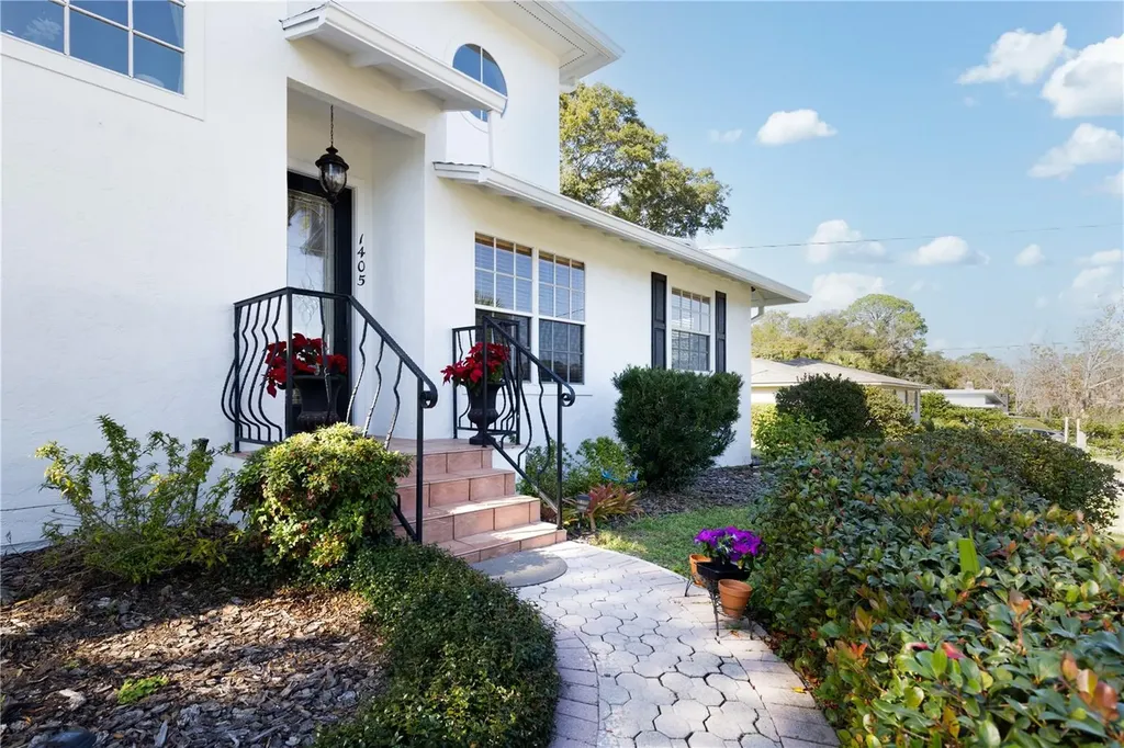1405 Hilltop Drive Mount Dora FL 32757
