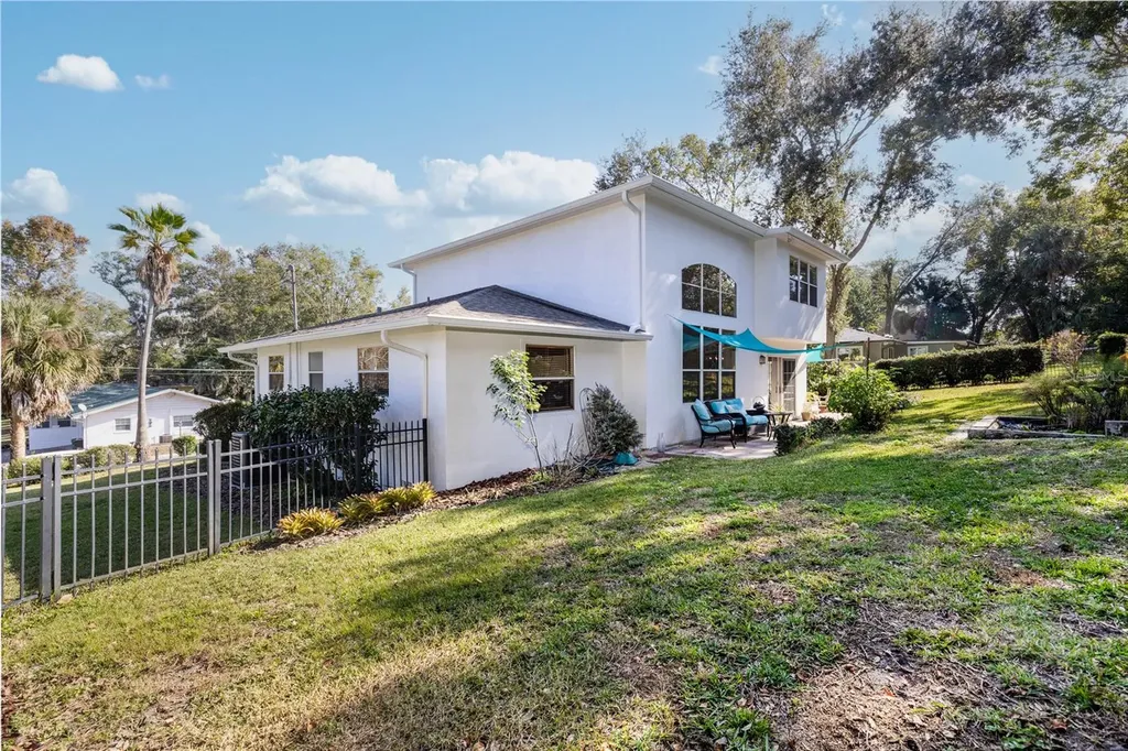 1405 Hilltop Drive Mount Dora FL 32757