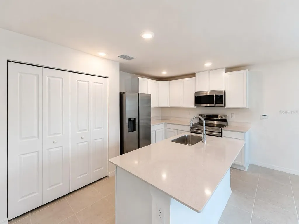 1691 2nd Avenue Deland FL 32724