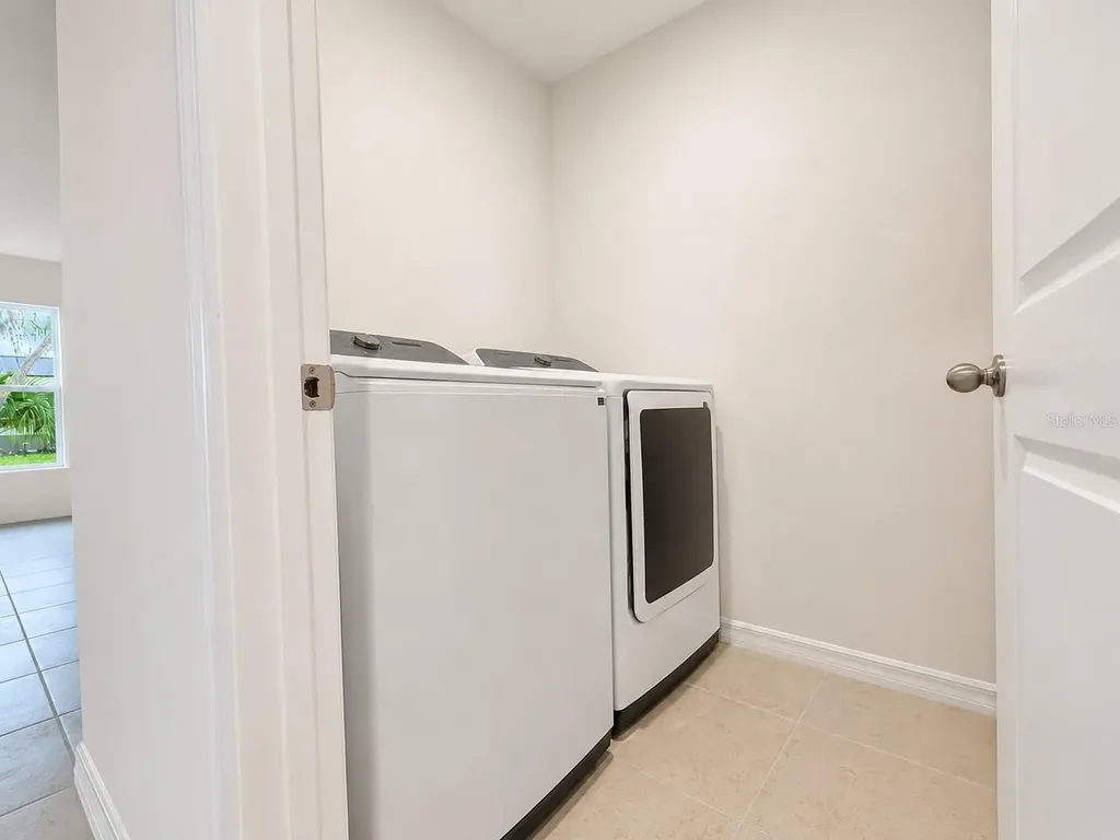 1691 2nd Avenue Deland FL 32724