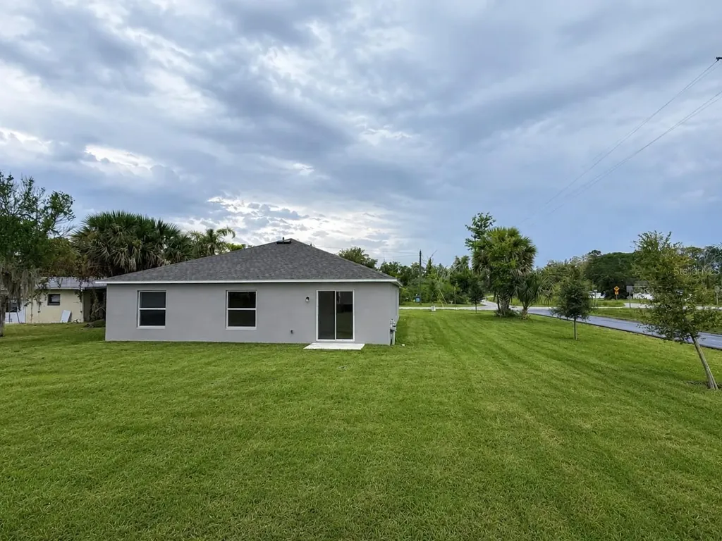 1691 2nd Avenue Deland FL 32724