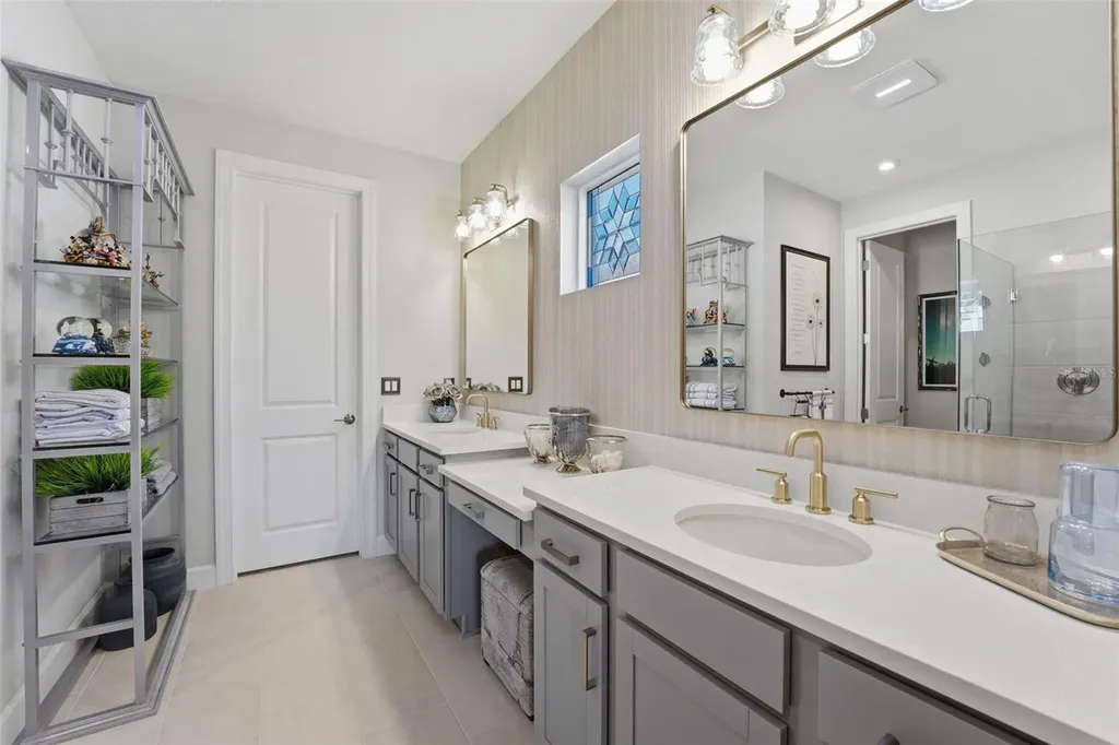 11104 Devonbridge Drive Palmetto FL 34221