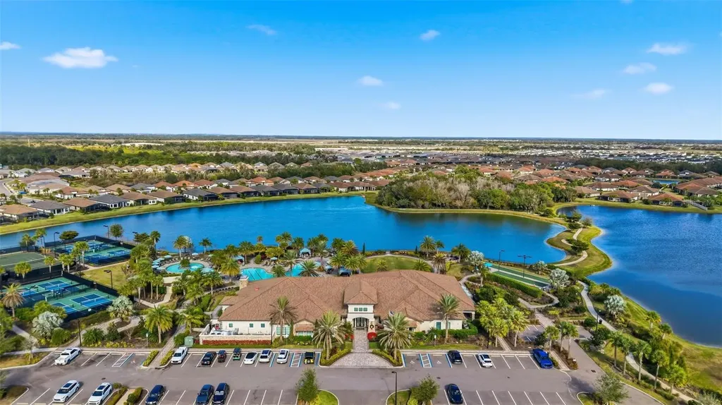11104 Devonbridge Drive Palmetto FL 34221