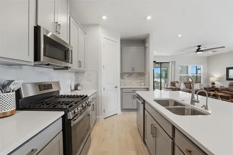 11104 Devonbridge Drive Palmetto FL 34221