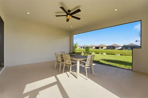 11104 Devonbridge Drive Palmetto FL 34221