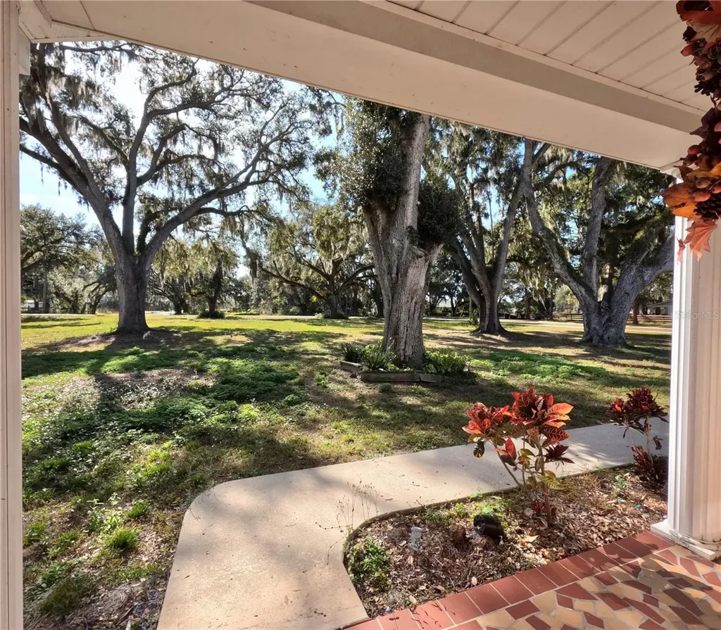 4902 Thonotosassa Road Plant City FL 33565
