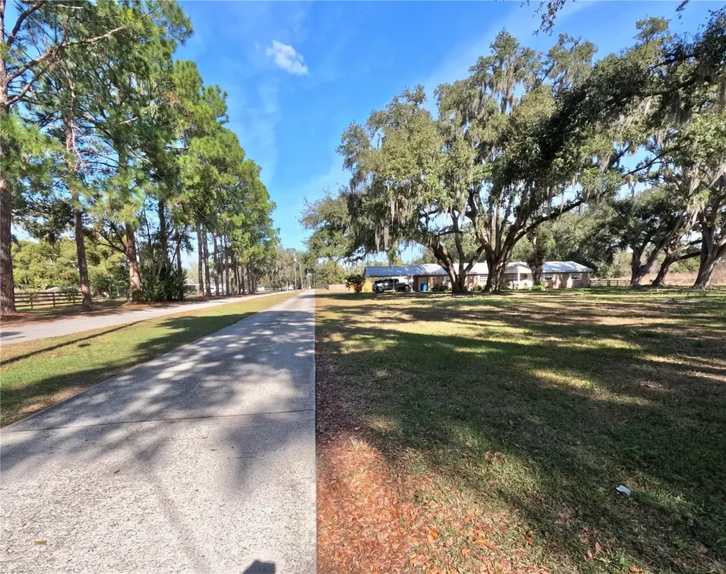 4902 Thonotosassa Road Plant City FL 33565