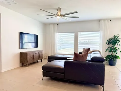 1126 Calico Pointe Circle Groveland FL 34736