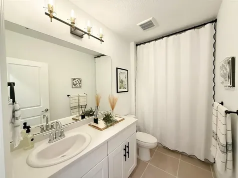 1126 Calico Pointe Circle Groveland FL 34736