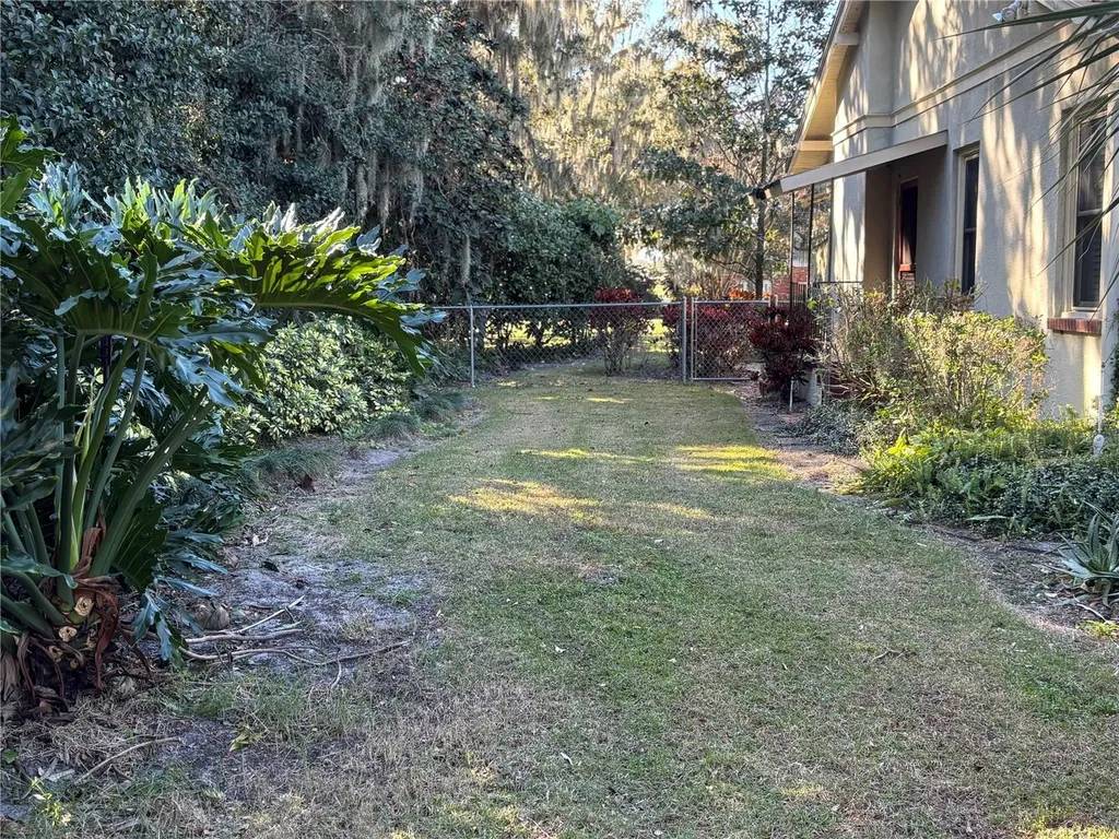 1230 S Orange Avenue Bartow FL 33830