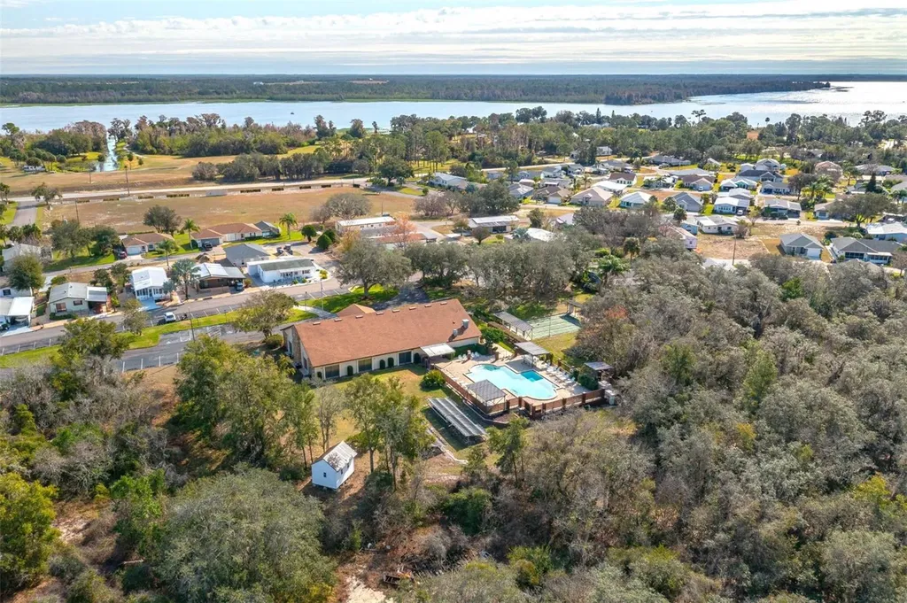 7040 Tamarind Drive Lake Wales FL 33898