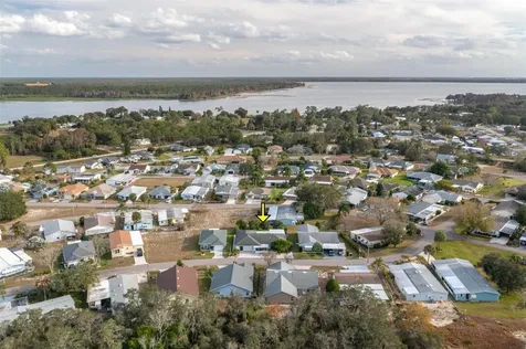 7040 Tamarind Drive Lake Wales FL 33898
