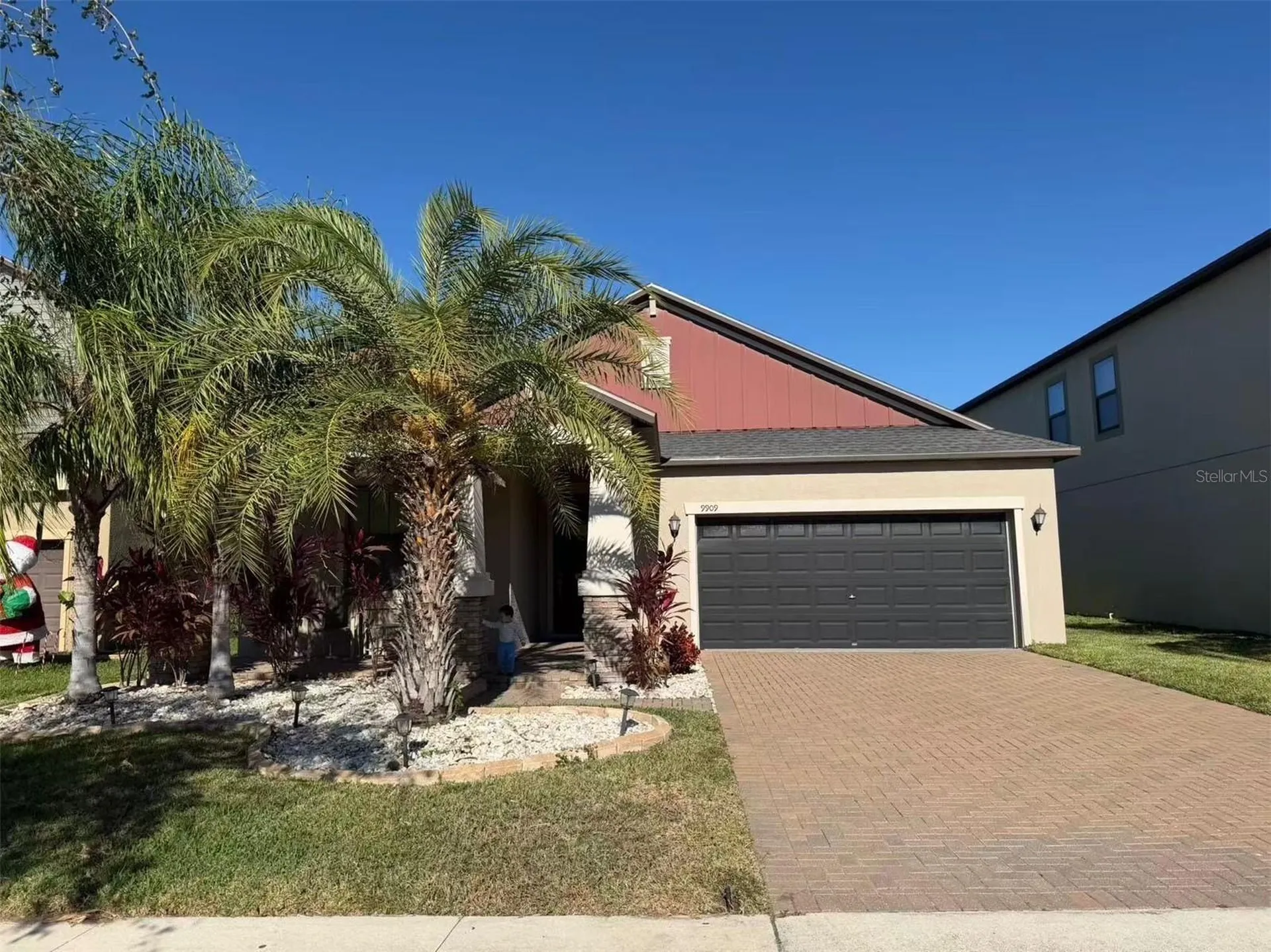 9909 Victory Gallop Loop Ruskin FL 33573