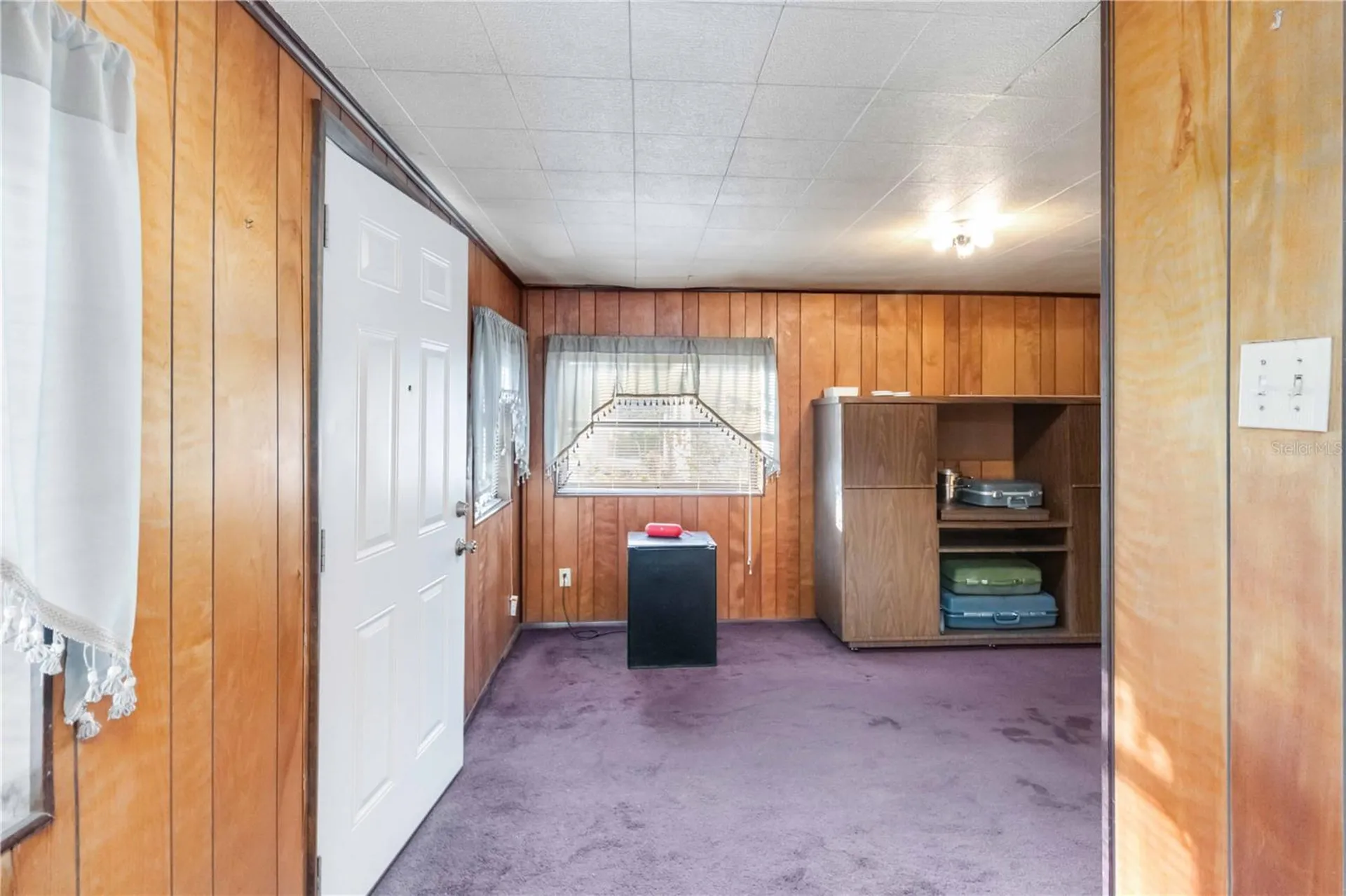 2529 W Crest Avenue Tampa FL 33614