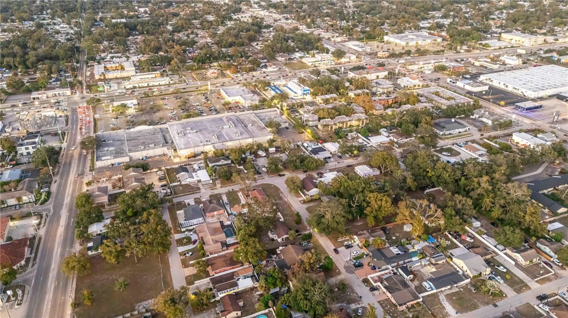 2529 W Crest Avenue Tampa FL 33614