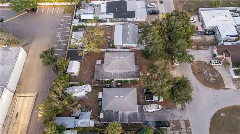 2529 W Crest Avenue Tampa FL 33614