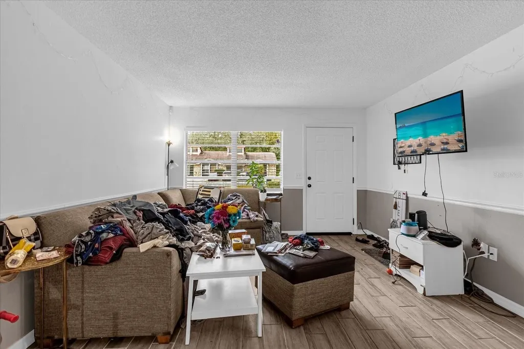 1267 Woodman Way Orlando FL 32818