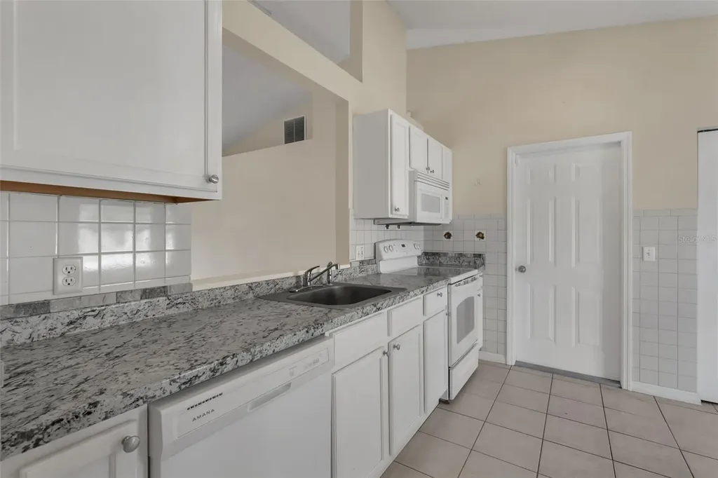 36 Pine Hill Lane Palm Coast FL 32164