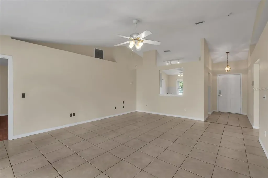 36 Pine Hill Lane Palm Coast FL 32164