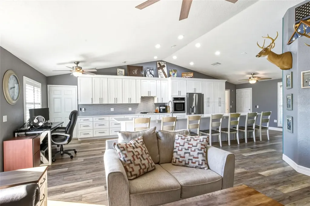533 Seven Oaks Mulberry FL 33860