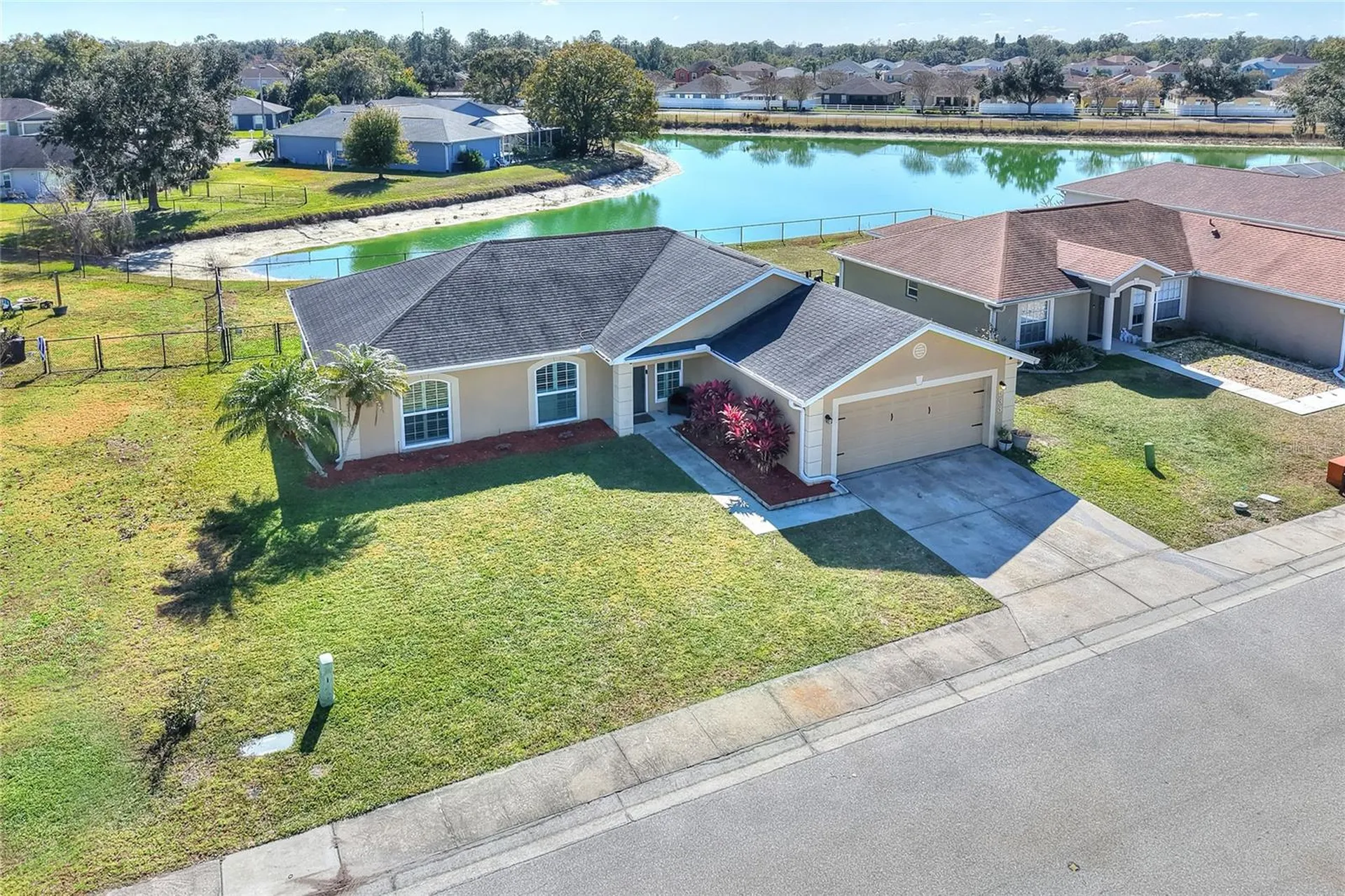 533 Seven Oaks Mulberry FL 33860