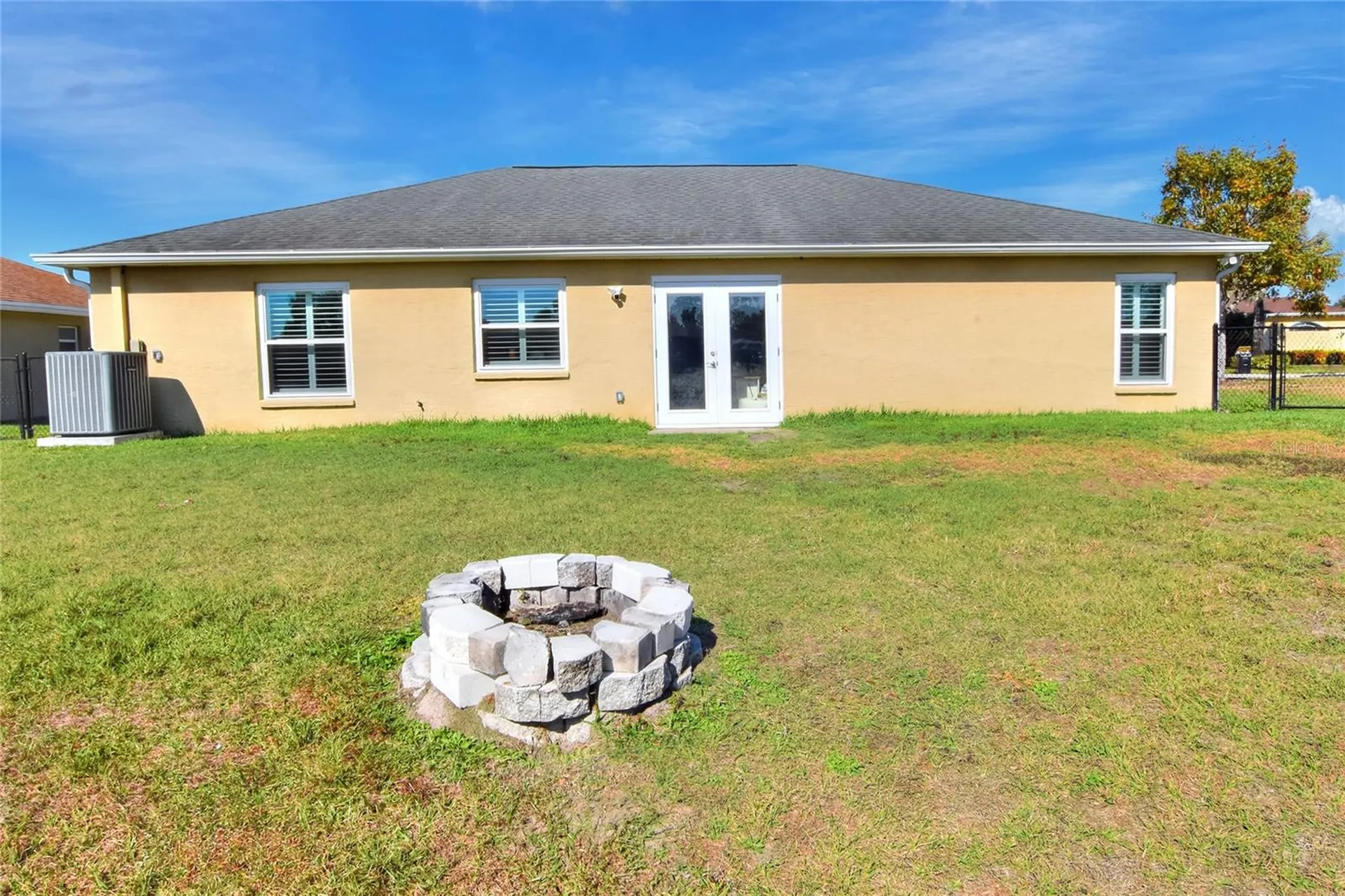 533 Seven Oaks Mulberry FL 33860