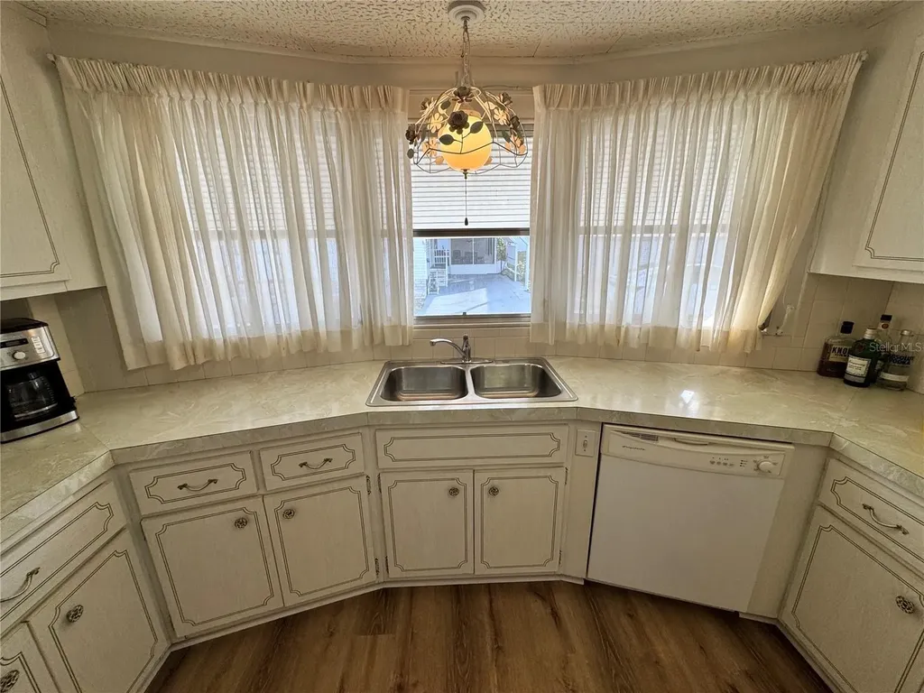 2331 Belleair Road Clearwater FL 33764