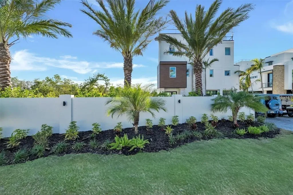 1406 Tangier Way Sarasota FL 34239