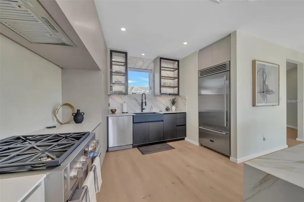1406 Tangier Way Sarasota FL 34239
