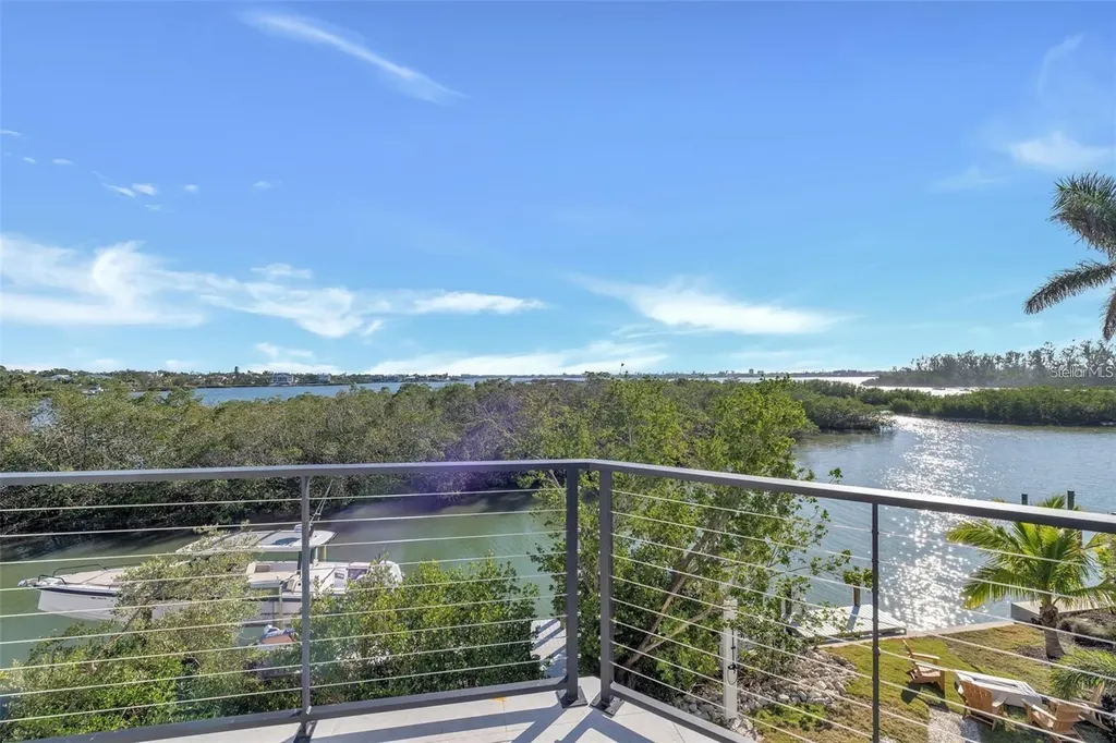 1406 Tangier Way Sarasota FL 34239