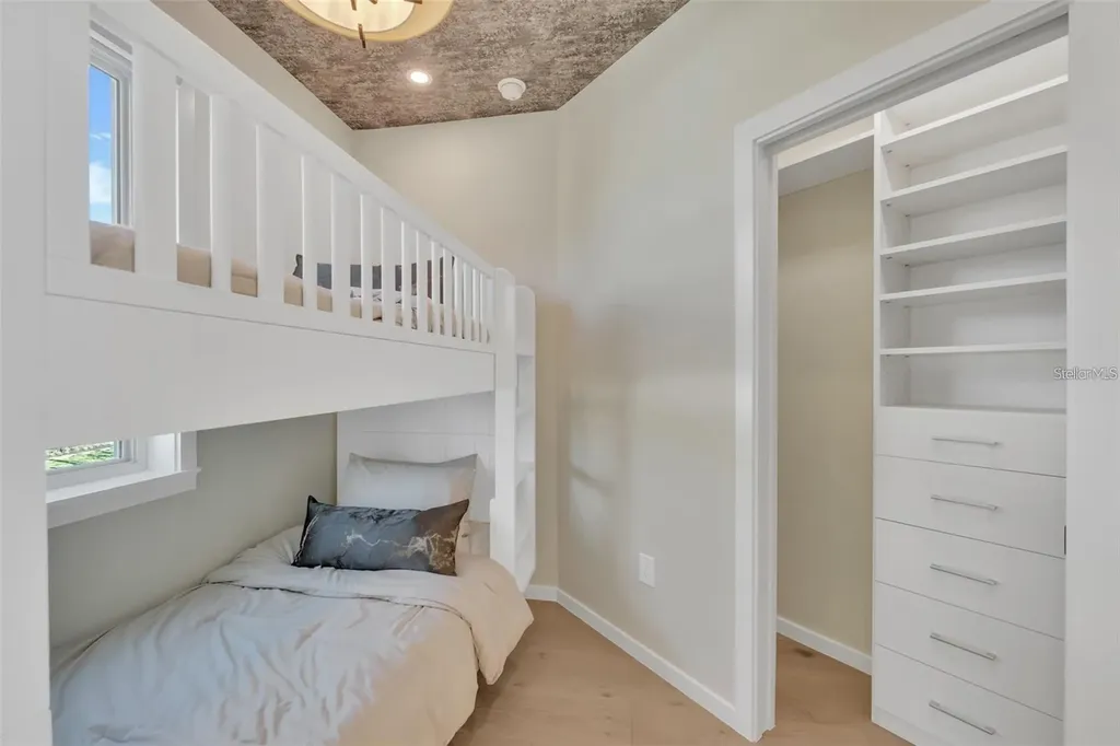 1406 Tangier Way Sarasota FL 34239