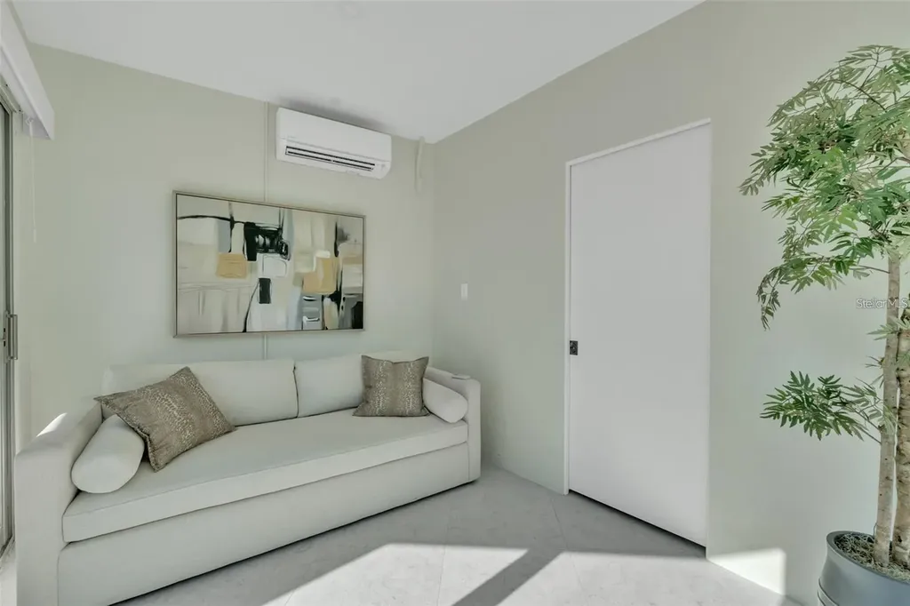 1406 Tangier Way Sarasota FL 34239