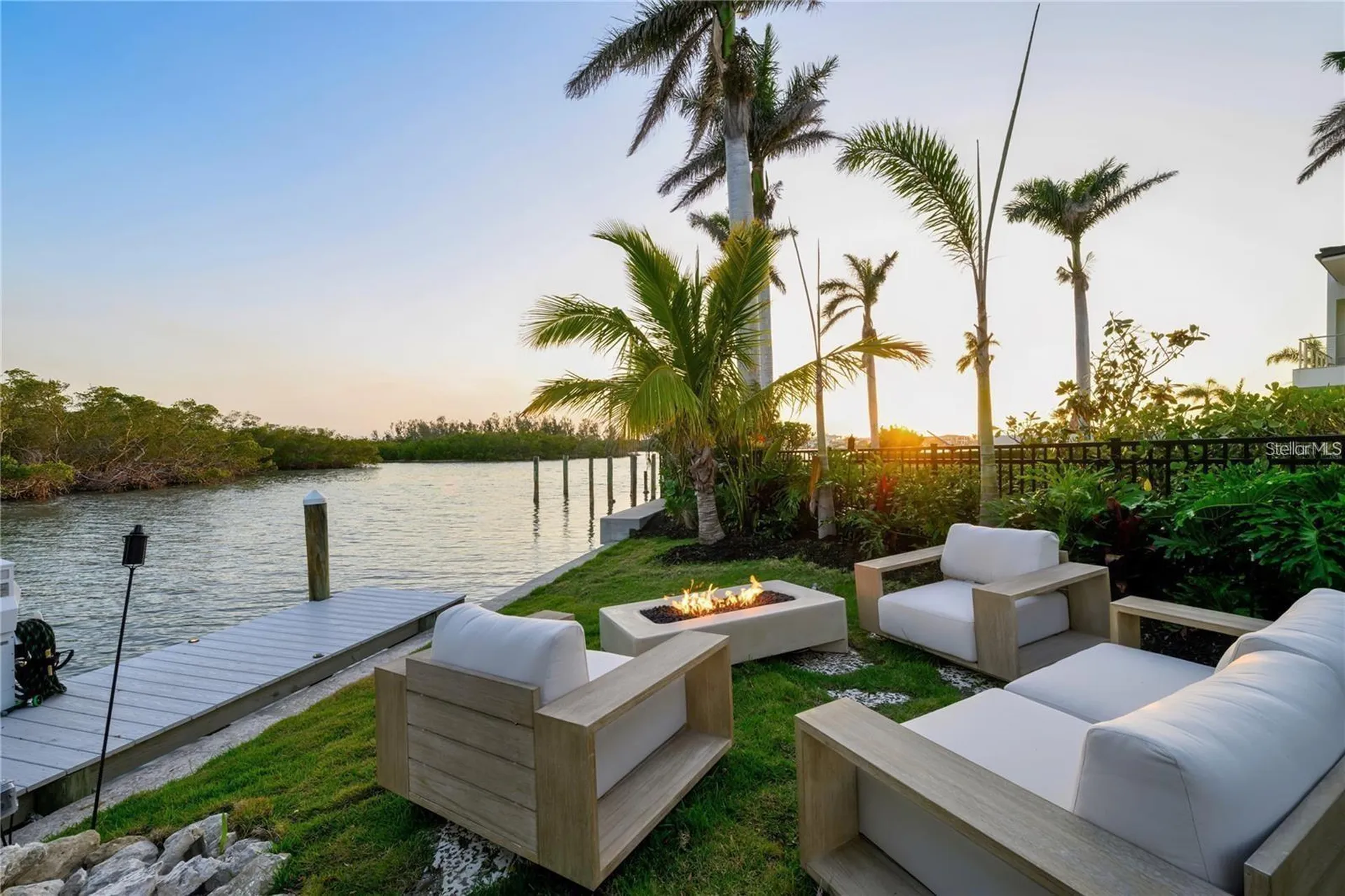 1406 Tangier Way Sarasota FL 34239