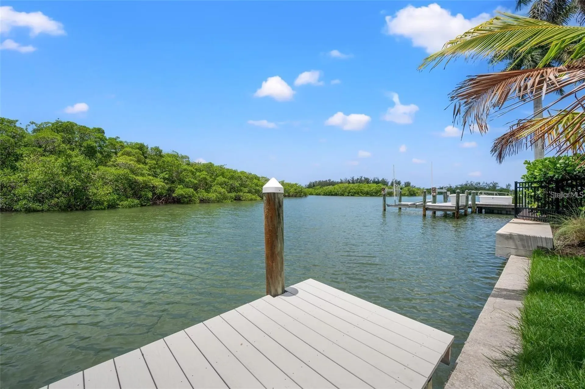 1406 Tangier Way Sarasota FL 34239