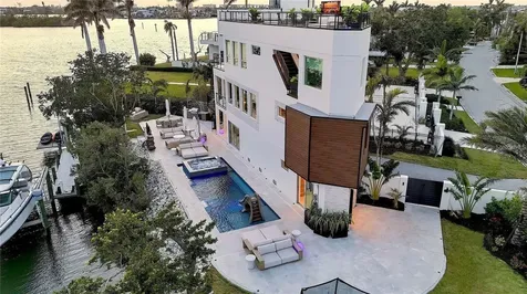 1406 Tangier Way Sarasota FL 34239