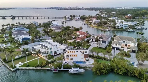 1406 Tangier Way Sarasota FL 34239
