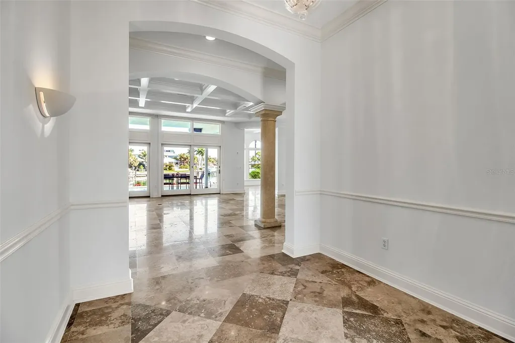 1389 Tangier Way Sarasota FL 34239