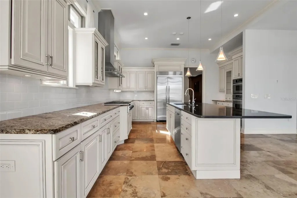 1389 Tangier Way Sarasota FL 34239