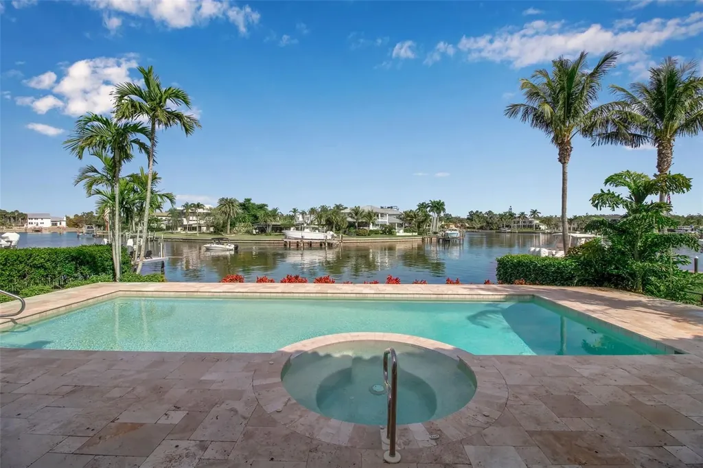 1389 Tangier Way Sarasota FL 34239