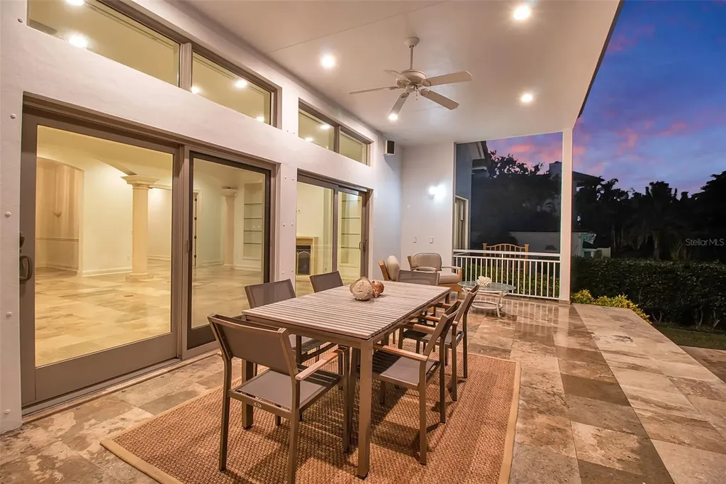 1389 Tangier Way Sarasota FL 34239