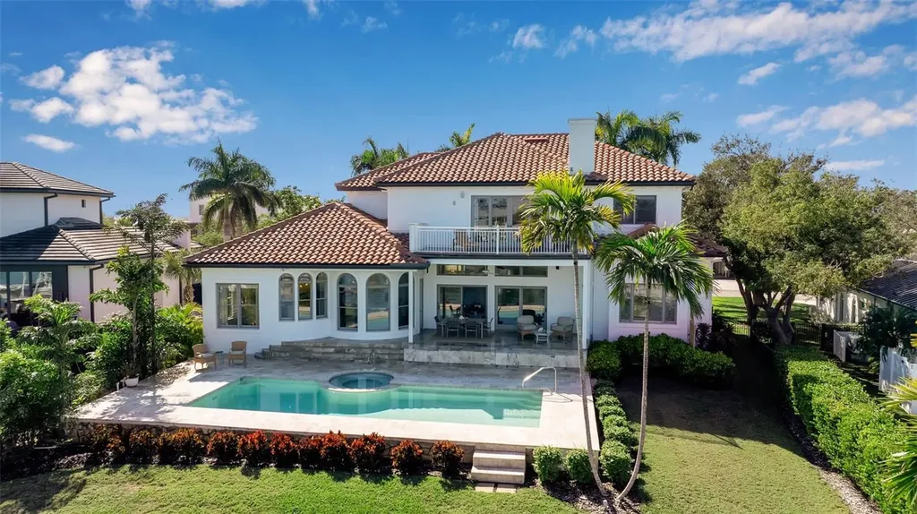 1389 Tangier Way Sarasota FL 34239