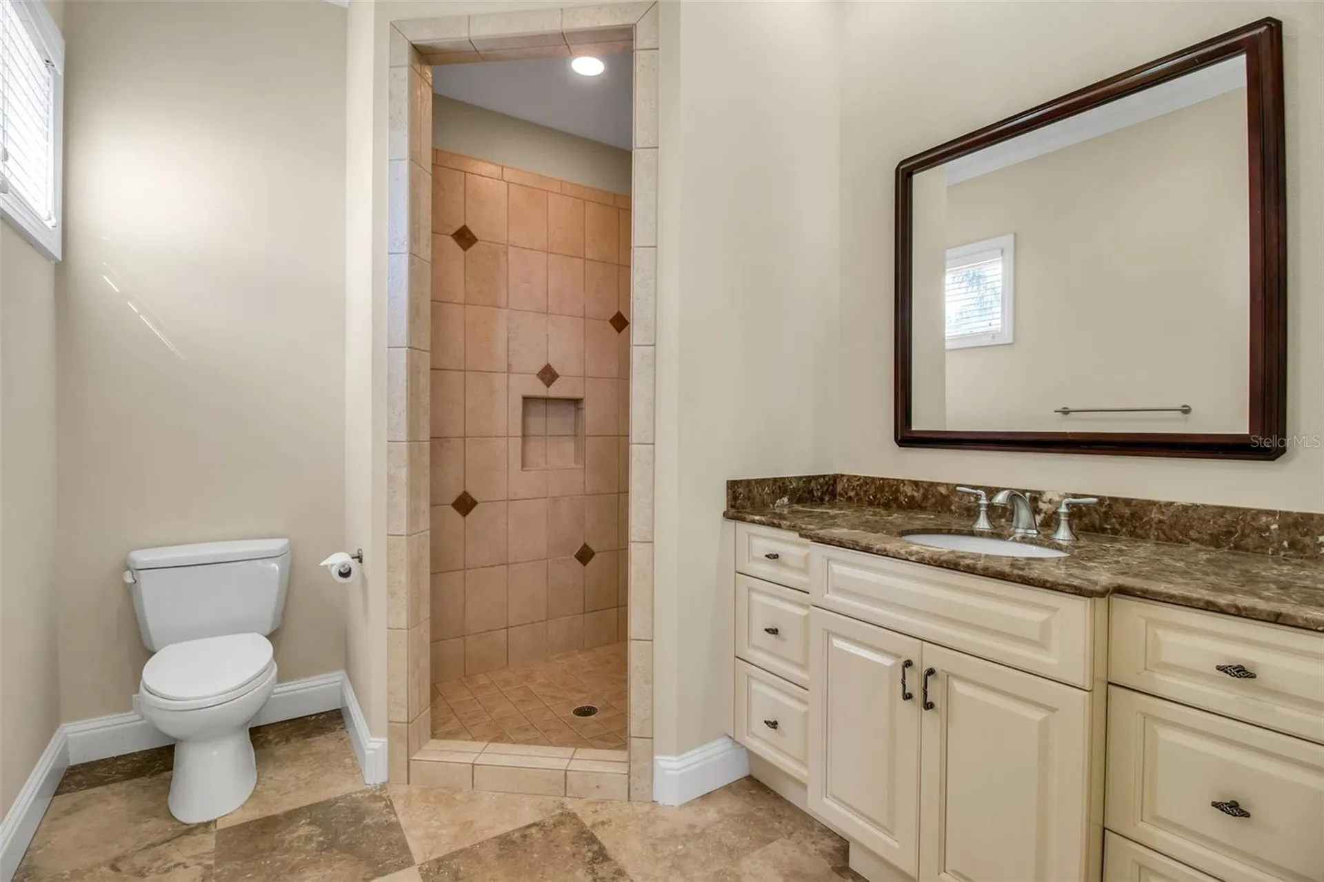 1389 Tangier Way Sarasota FL 34239