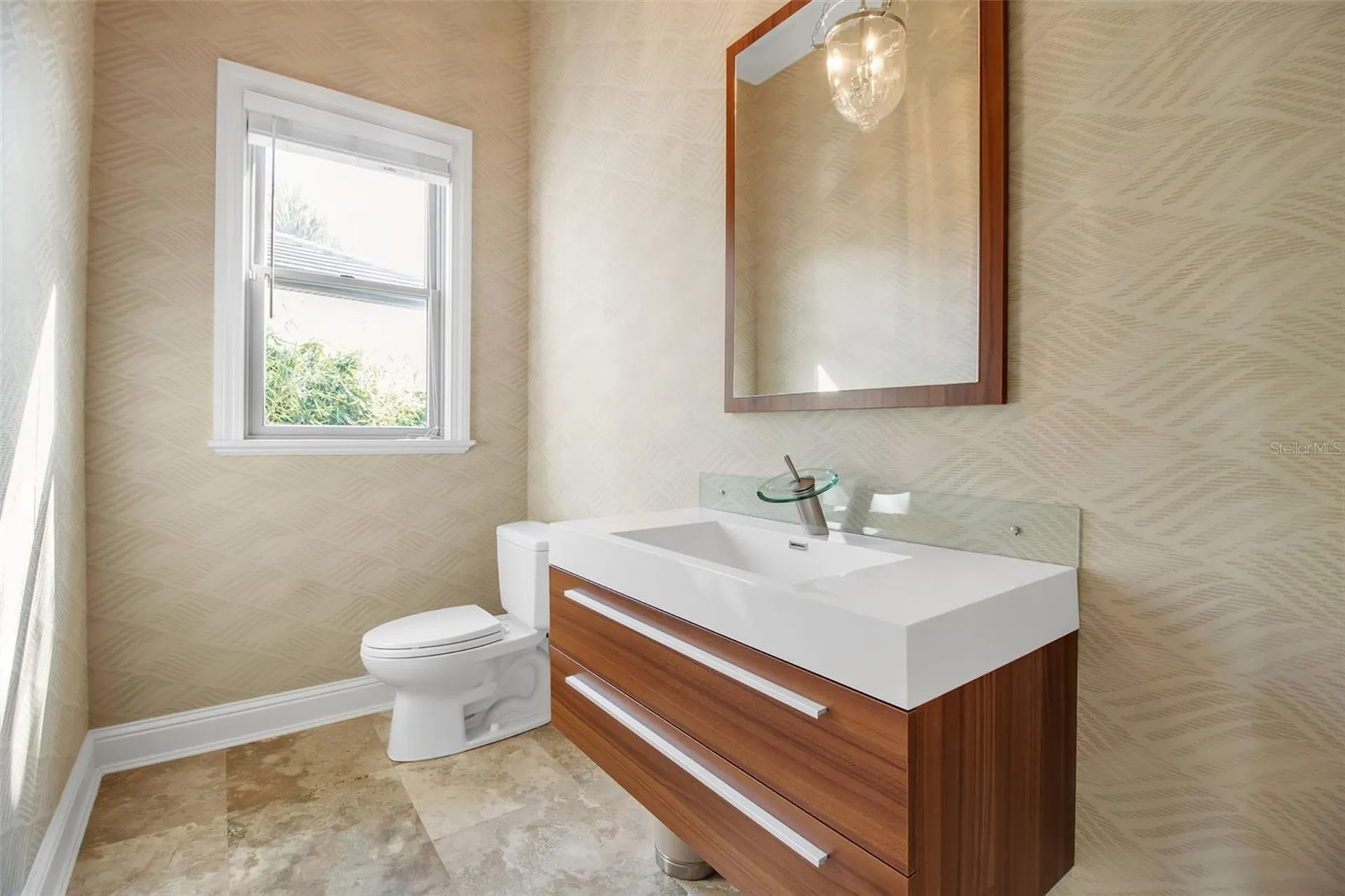 1389 Tangier Way Sarasota FL 34239