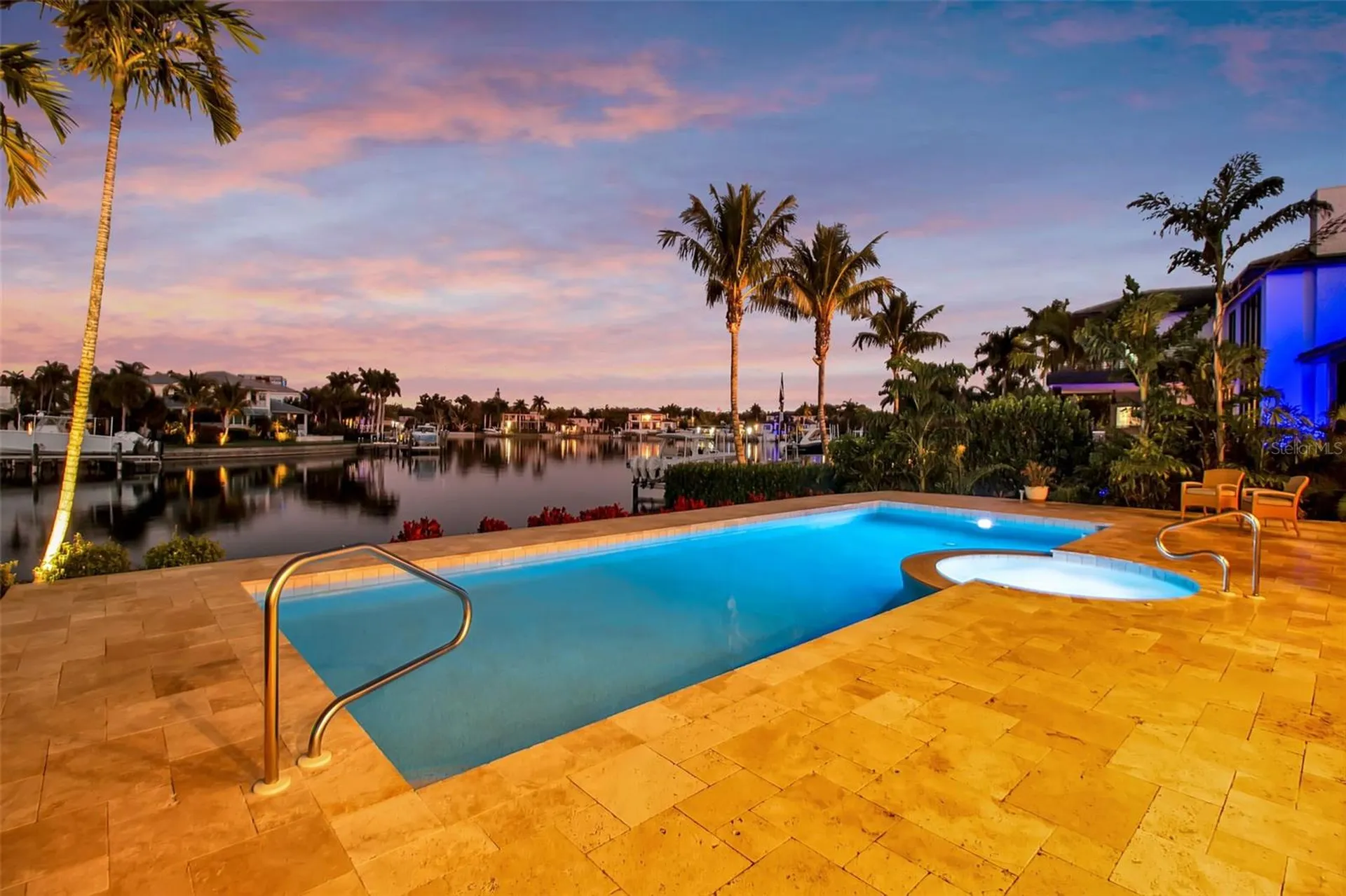 1389 Tangier Way Sarasota FL 34239