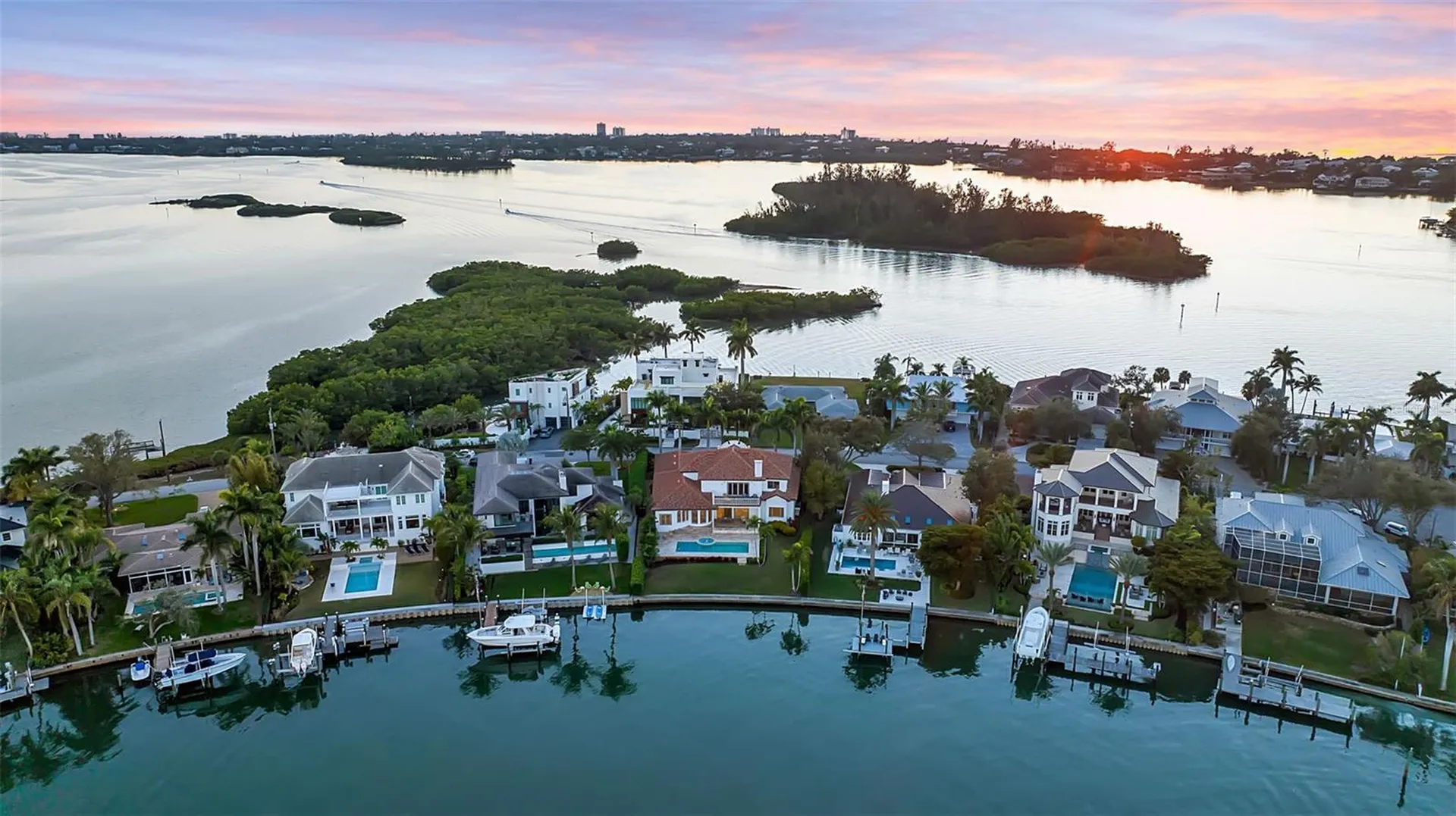 1389 Tangier Way Sarasota FL 34239