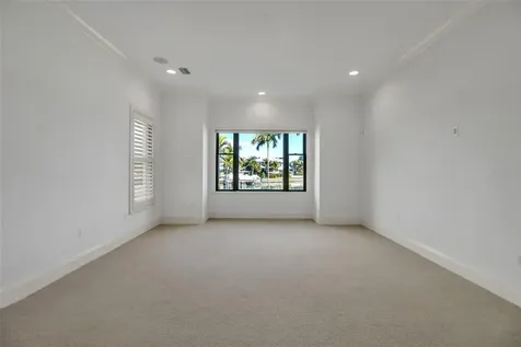 1389 Tangier Way Sarasota FL 34239