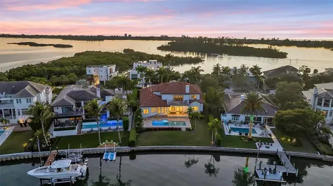 1389 Tangier Way Sarasota FL 34239